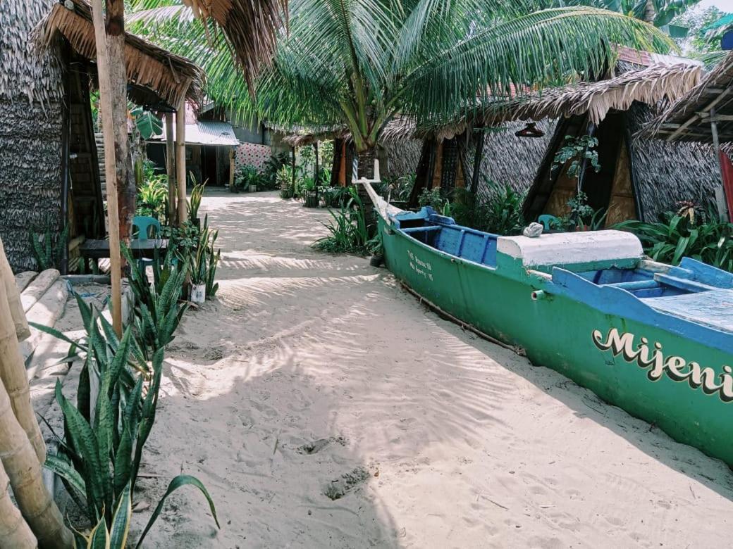 8 Star Paradise Locaroc المظهر الخارجي الصورة