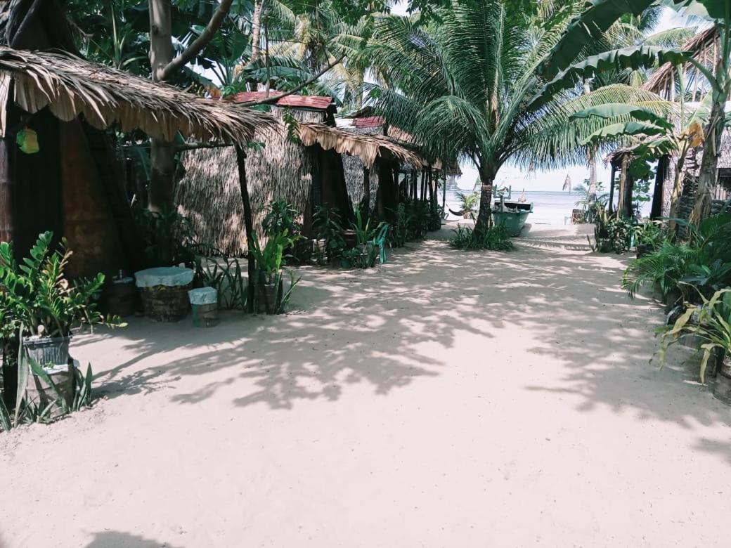 8 Star Paradise Locaroc المظهر الخارجي الصورة